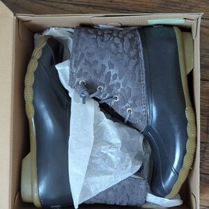 Sperry boots
